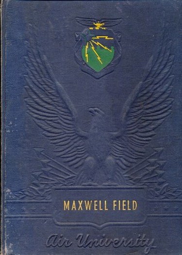Maxwell Field Year Book - Coll° EdGMPC.