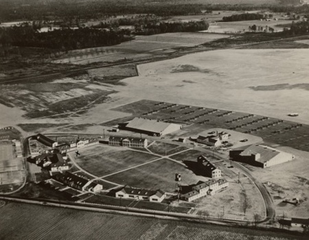 CFPNA: Hawthorne Field - Coll° G. Girardet.