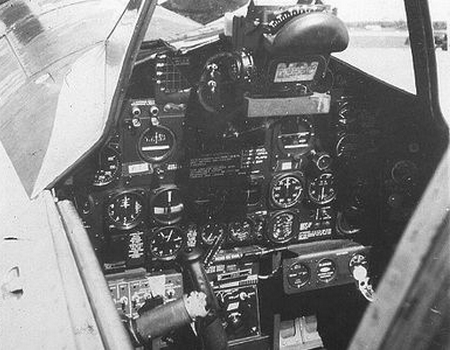 CFPNA: P-47 - Poste de Pilotage - Coll° J Derely.