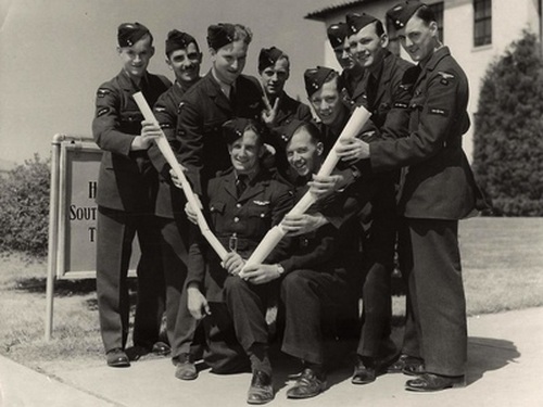 CFPNA: British Pilots - Maxwell Field.