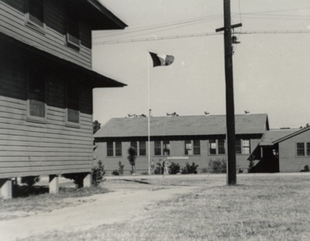 CFPNA: Spence AFB - French Barraks -Coll°G.Girardet.