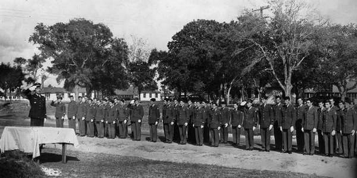 CFPNA: Tyndall Field (Fl) - Prise d'armes - Coll° R.Amade.