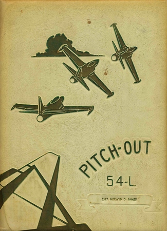 PITCH-OUT - BRYAN AIR FORCE (TEXAS) - CLASS 54-L.