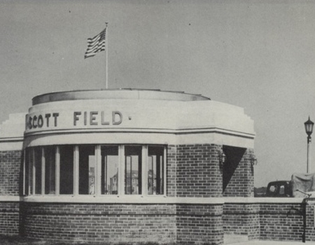 CFPNA: Scott Field Main Gate. - Coll° AAFTC.
